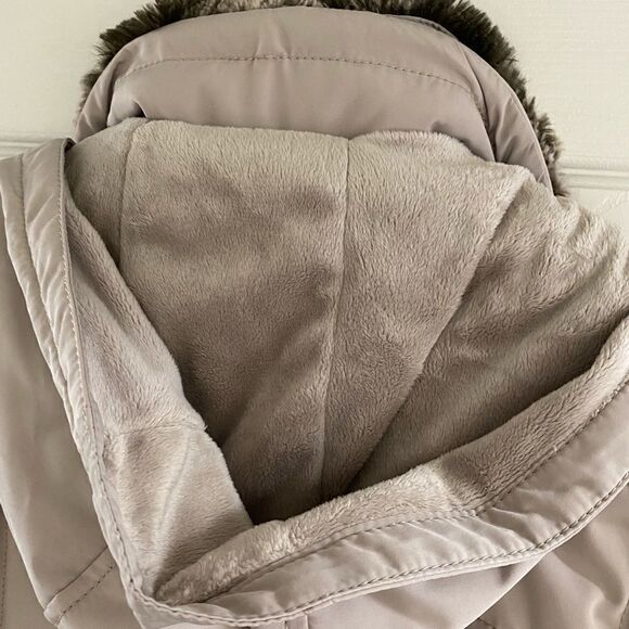 Croft and Barrow Parka, NWOT, Quilted w/ pockets - Picture 6 of 7